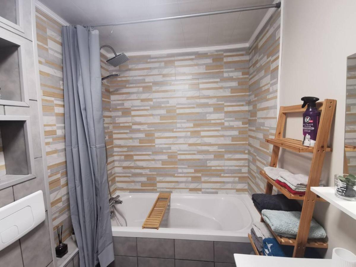 L'Aiscal Appart-Hotel 6 Personnes Calais Exterior photo